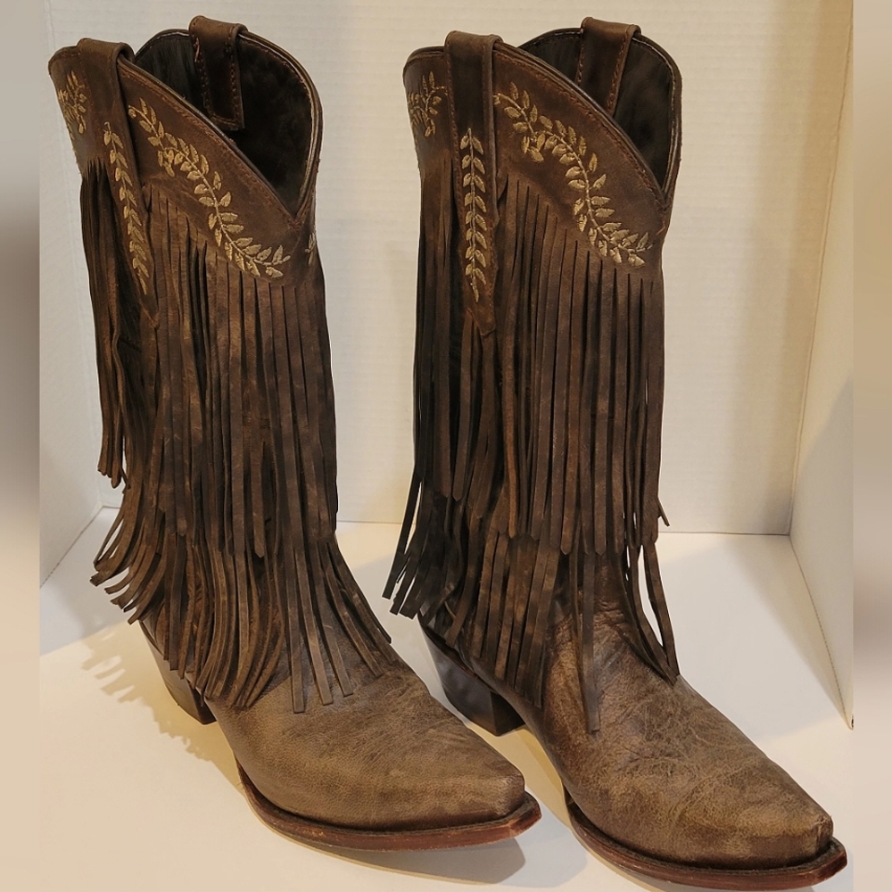 Brand New (NWOT) Soto Boots, Santa Fe Fringe Floral Embroidery Cowboy Boots
